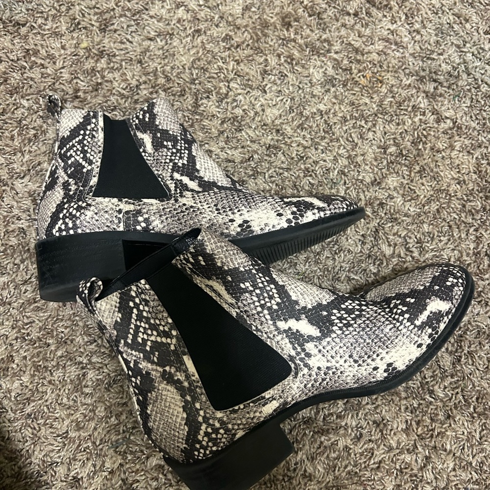 Steve Madden Booties